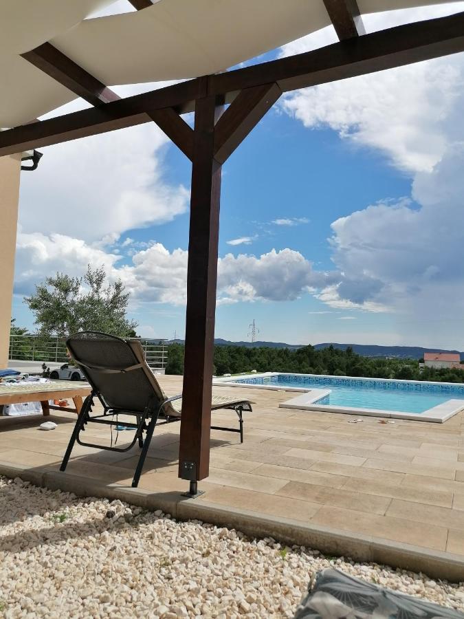 Villa Scolopax Rusticola Skradin With Heated Pool ภายนอก รูปภาพ