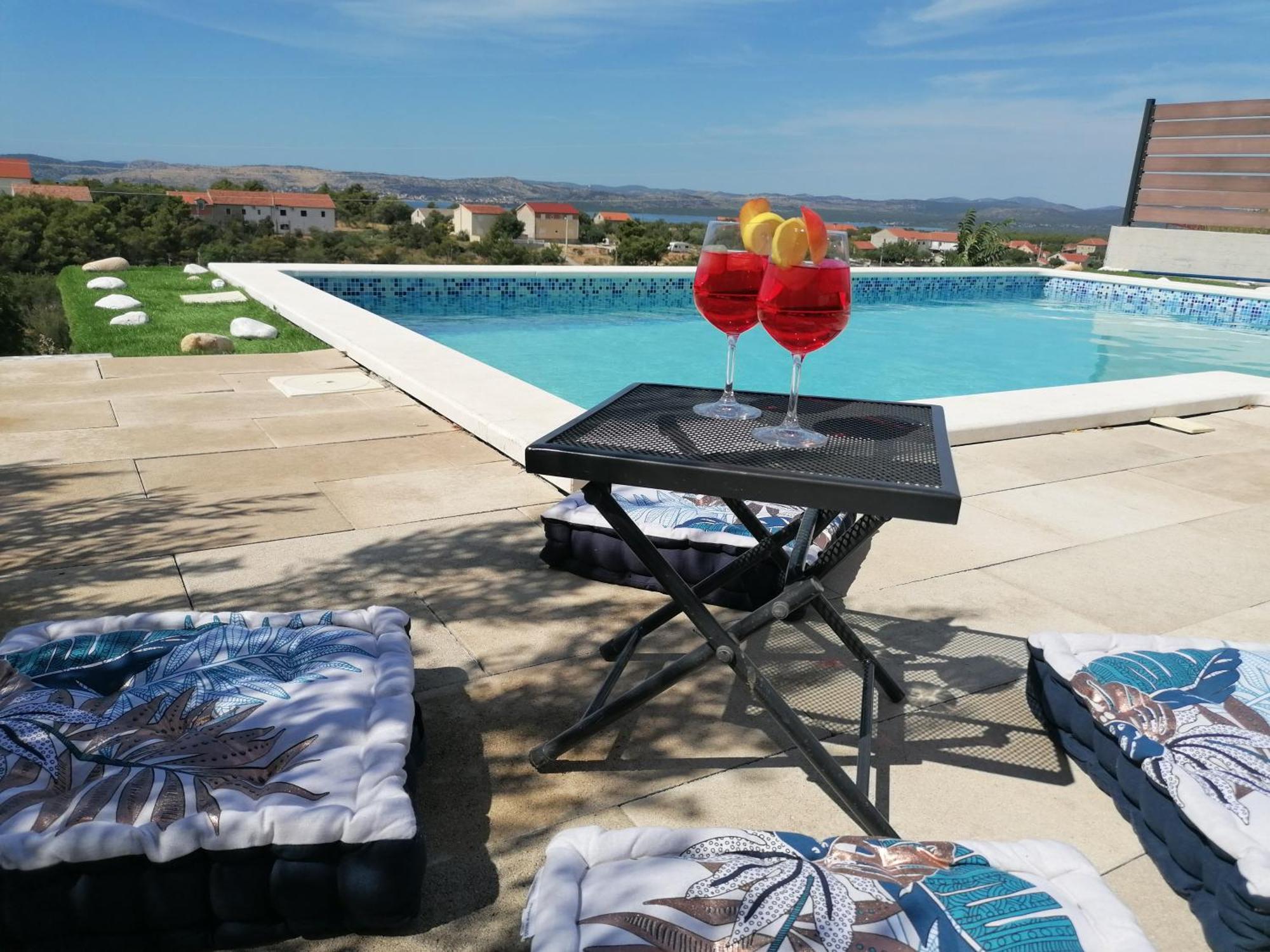 Villa Scolopax Rusticola Skradin With Heated Pool ภายนอก รูปภาพ
