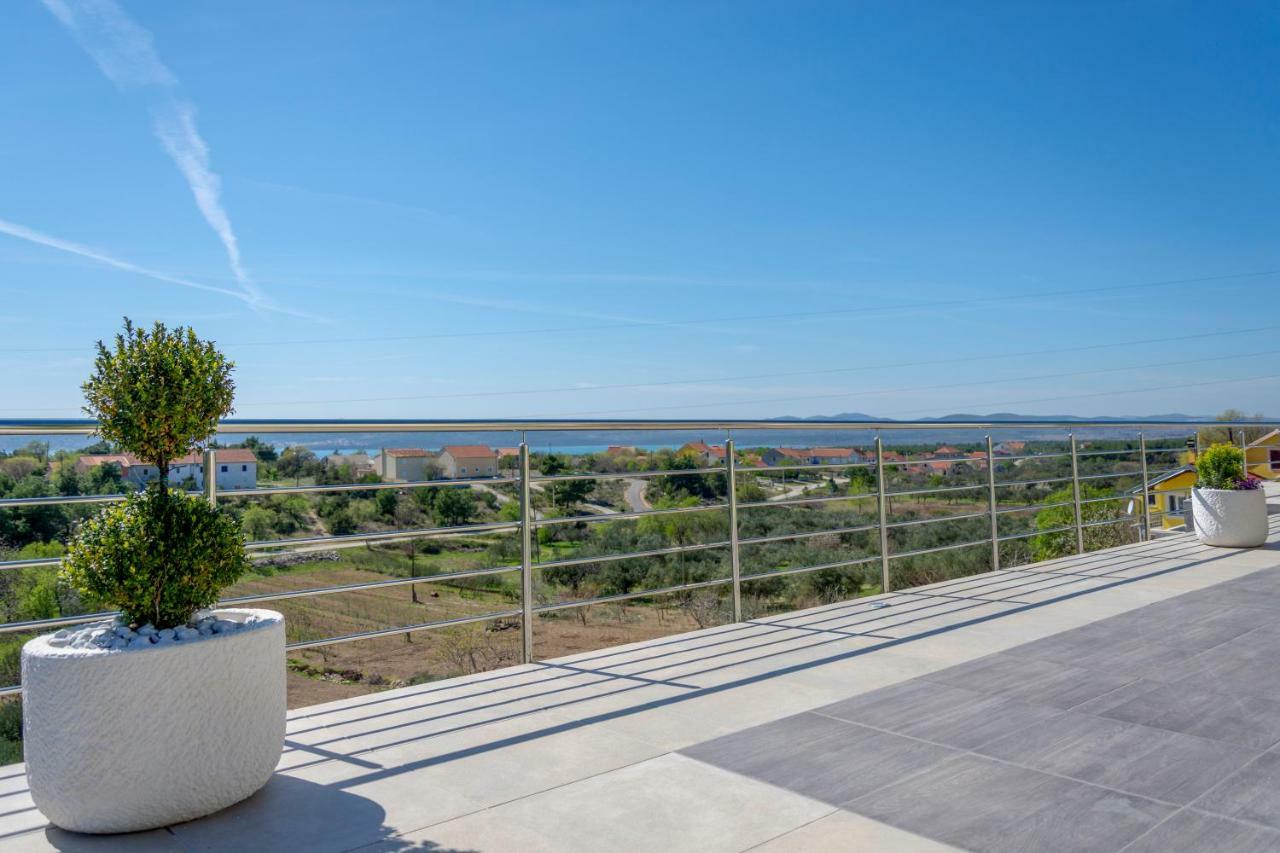 Villa Scolopax Rusticola Skradin With Heated Pool ภายนอก รูปภาพ